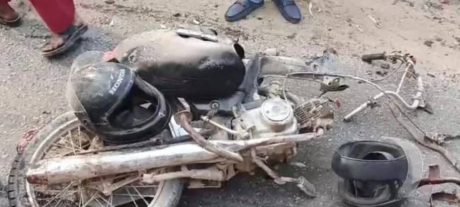 Tragic Accident in Karachi: Food Delivery Rider Crushed to Death by Trailer