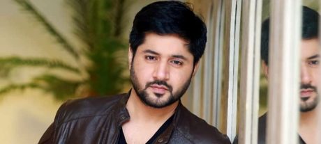 How Imran Ashraf Captivates Audience With Dramatic Twists And Powerful Acting
