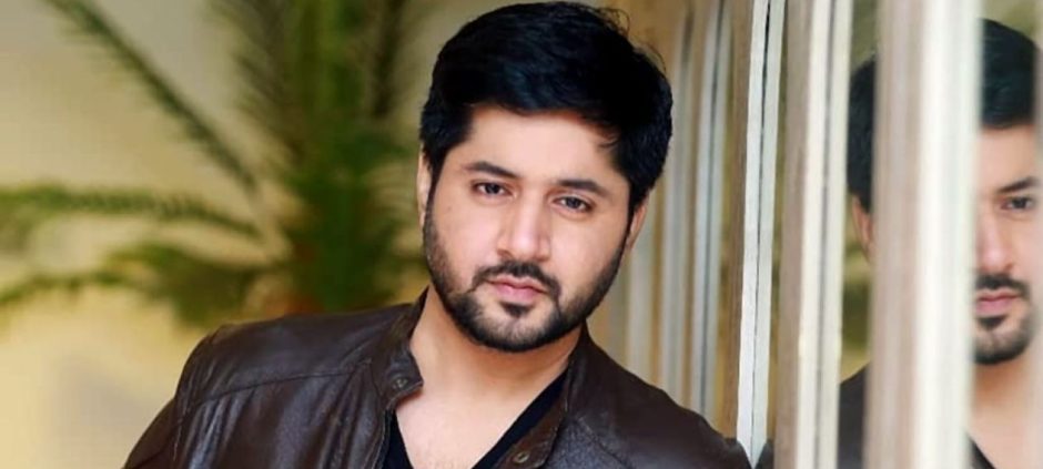 How Imran Ashraf Captivates Audience With Dramatic Twists And Powerful Acting