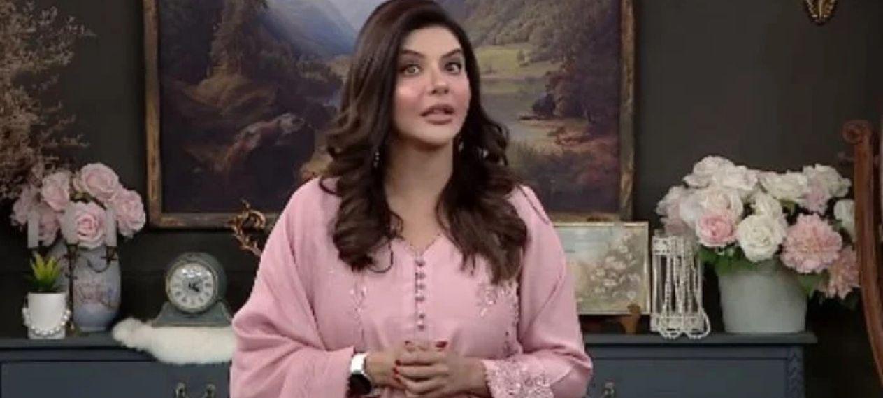 What Made Nida Yasir Apologize for Her Comments on Delivery Riders