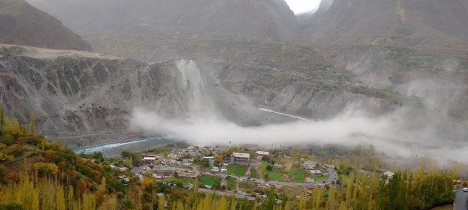5.8-Magnitude Earthquake Triggers Rockfalls in Gilgit-Baltistan