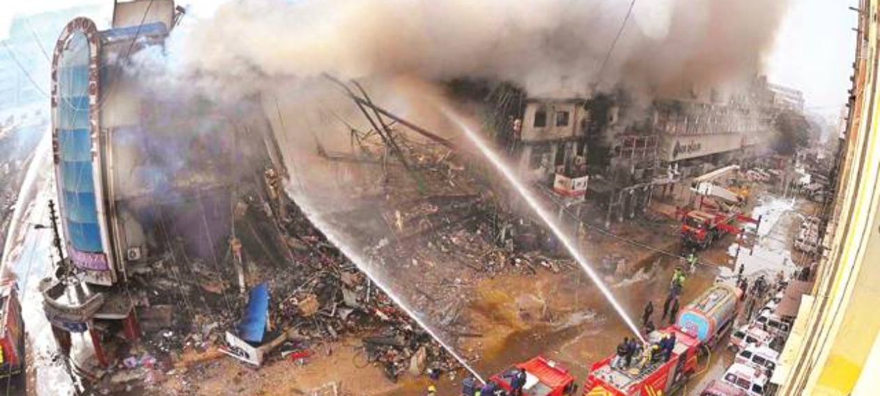 Death toll rises, 86 missing in Gul Plaza fire