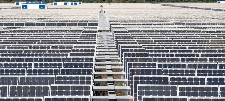 Here is Why The Prices Of Solar Panel and Battery Are About To Increase