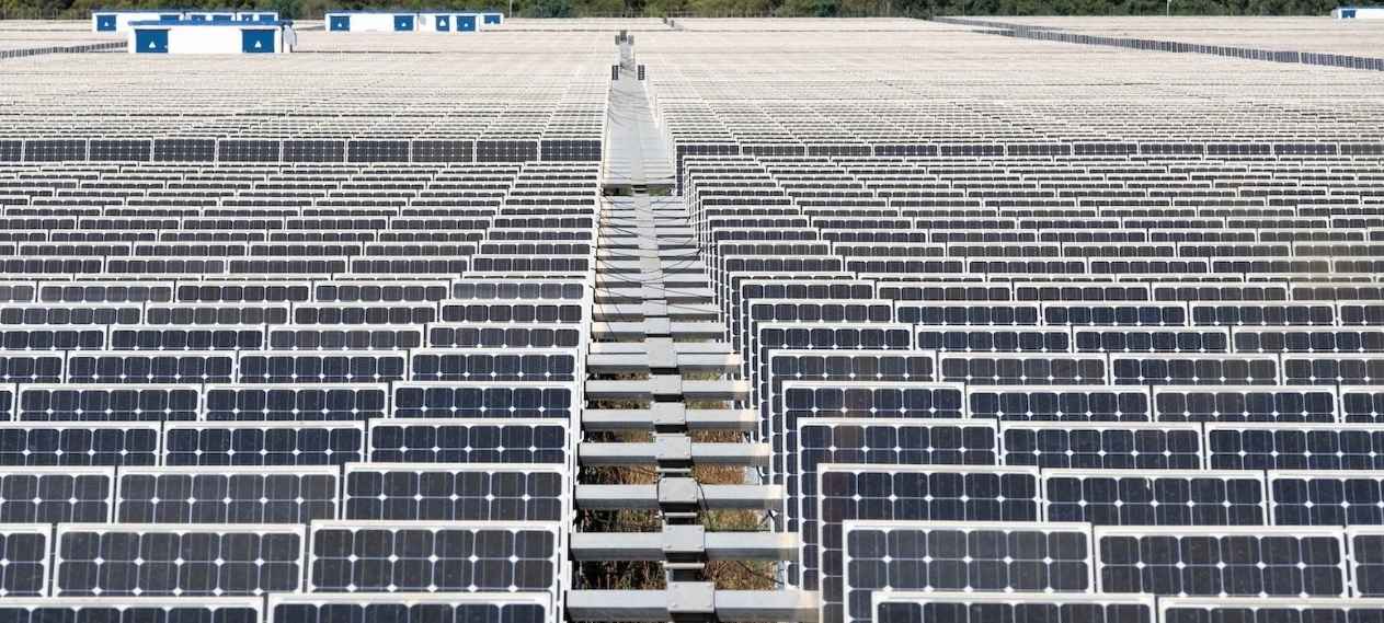 Here is Why The Prices Of Solar Panel and Battery Are About To Increase