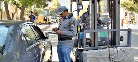 Lahore Traffic Wardens Must Follow New Permission Rules Before Action