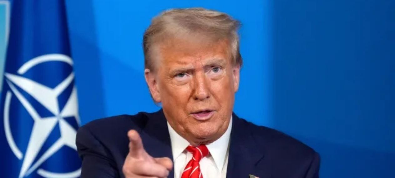 Trump Signals New Talks on Greenland, Pauses Tariffs After NATO Meeting