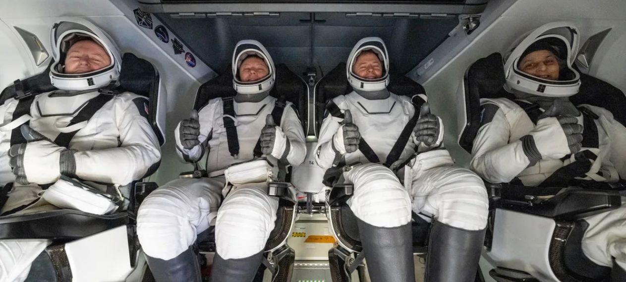 astronauts astronauts
