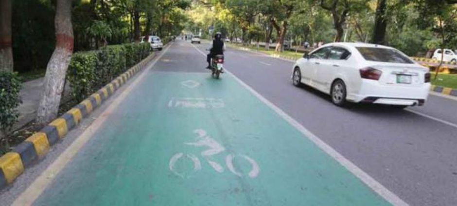 Faisalabad Introduces Dedicated Motorcycle and Bicycle Lanes
