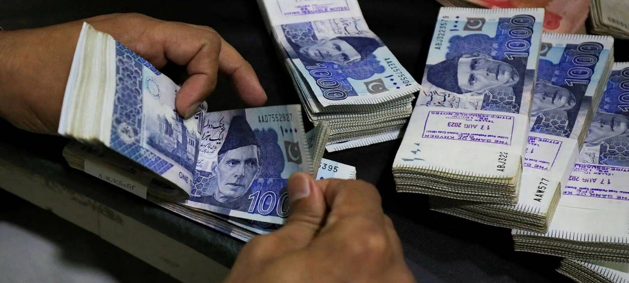 How Will Pakistan’s New Currency Rules Impact Businesses (1)
