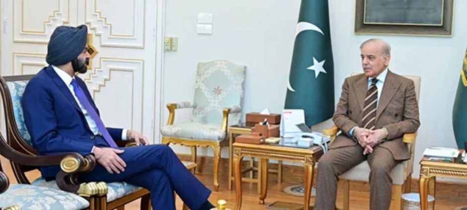 Pakistan Faces Massive Job Challenge 30 Million Needed by 2036