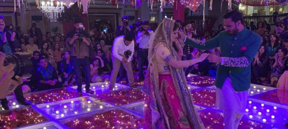 Deedar, Iffat Omar Light Up Noor Jehan’s Mehndi Night with Stunning Performances