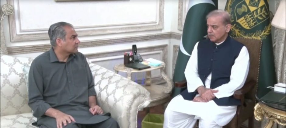 PM Shehbaz Sharif Checks on Naqvi’s Health and Security Plans (1)