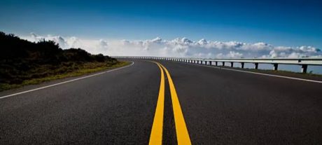 Pakistan Cuts Speed Limits to Save Fuel—Here’s What Changed