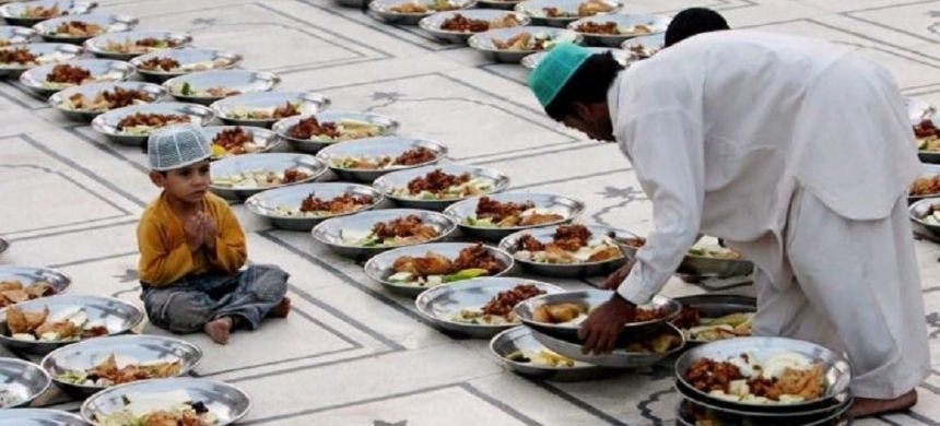 Punjab Govt Shuts Down Free Ramadan Meal Schemes