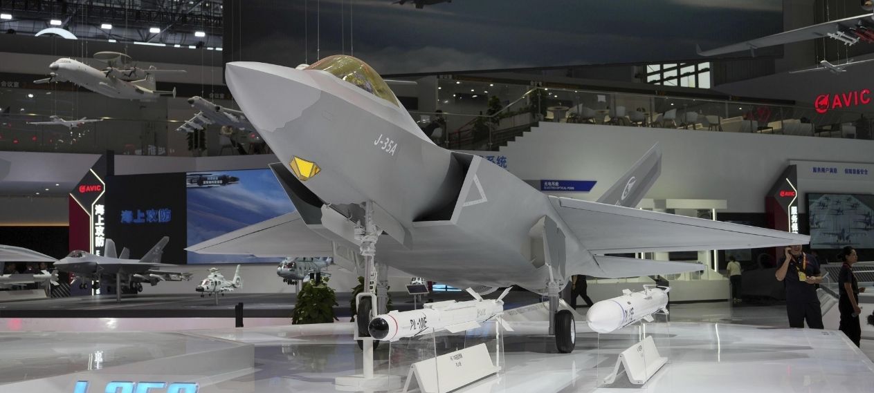 China Accelerates J-35 Stealth Fighter Export to Pakistan