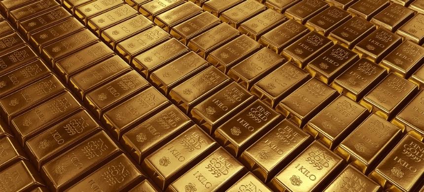 Gold Drops Rs9,500 in Pakistan amid Iran-US Uncertainty