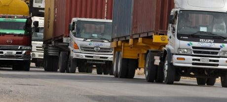 Goods Transporters End Strike After Talks with Sindh Governor