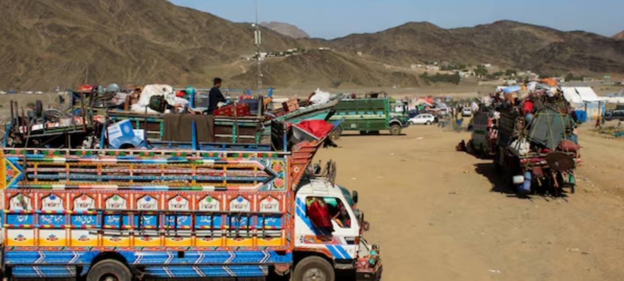 KP Government Waives Transport Taxes for One Month to Cut Fares