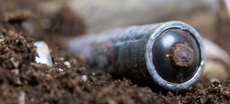 New Battery Technology can be Powered by Soil