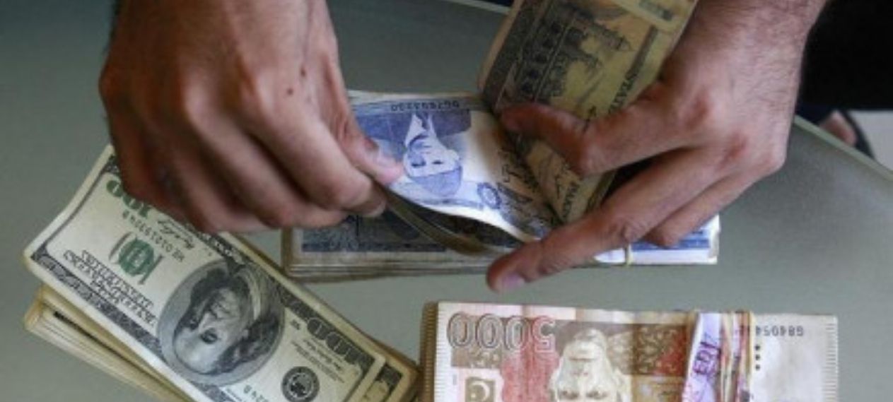 Pakistani Rupee Gains Against USD, Loses Ground to Other Currencies