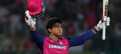 IPL Controversy Grows Over Inclusion of 15-Year-Old Player