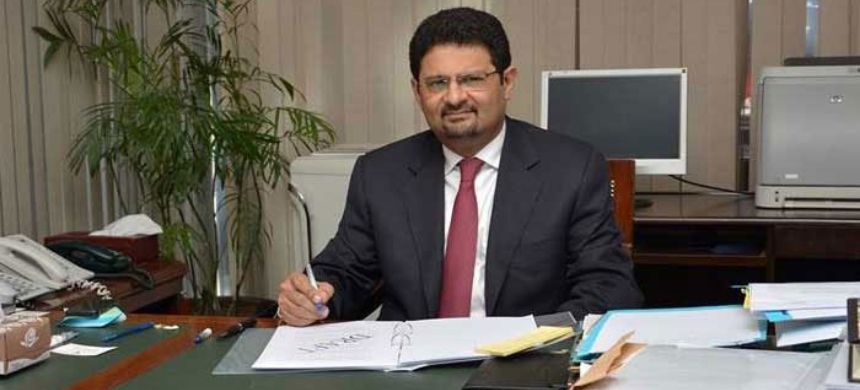 Miftah Ismail Reveals How Govt Quietly Raises Fuel Prices