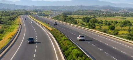 Government Moves Ahead With Rs. 205 Billion Motorway (M-13) Project (2)
