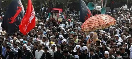 Karachi Seals Key Roads for 8th Muharram Procession