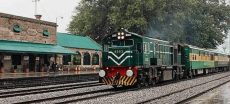 Pakistan Railways Plans to Privatize 15 More Trains