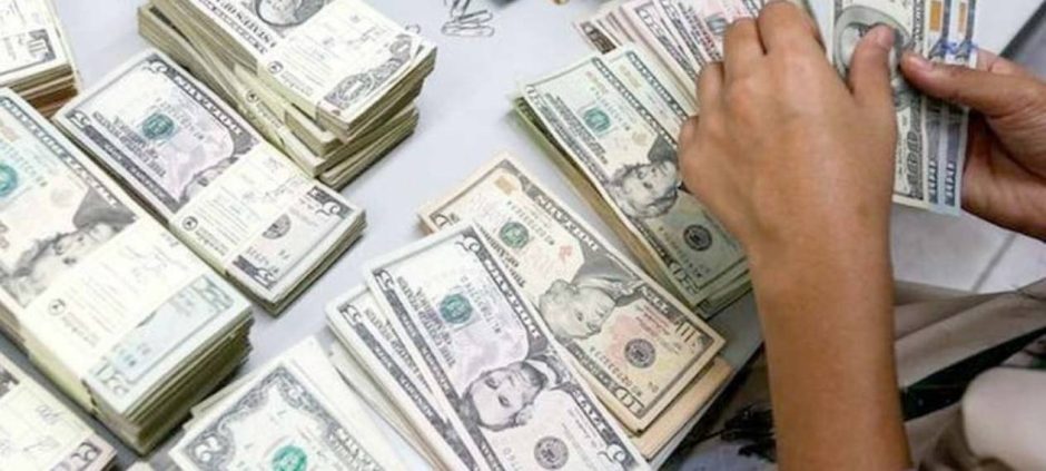 Pakistan Repays $1.3 Billion Debt, Reserves to Top $18bn
