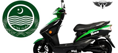 Punjab to Distribute 100,000 E-Bikes to Students Across the Province