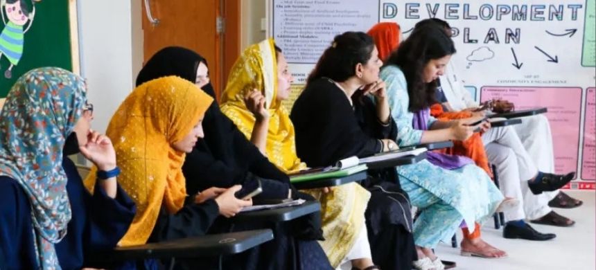 Punjab to Provide Spoken English Training to Teachers