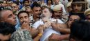 Indian Police Arr@st Rahul Gandhi During Protest in Delhi