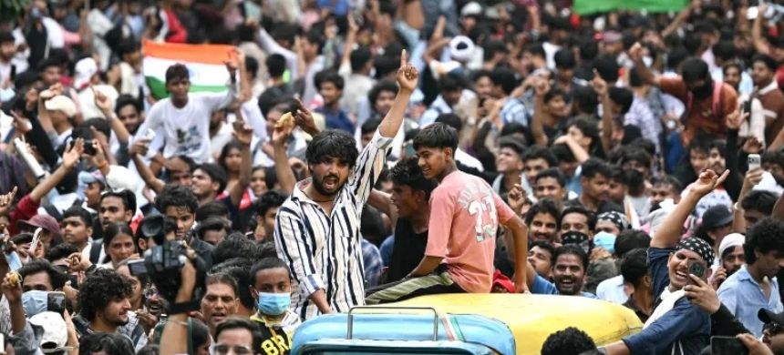India's Cockroach Party Calls off Protest after Minister's Resignation