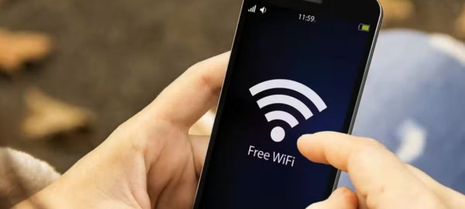 KP Launches Free Public Wi-Fi Project in Peshawar