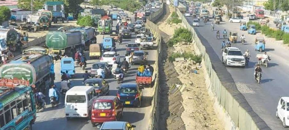 Karachi Citizen Files Rs178.7 Million BRT Red Line Lawsuit