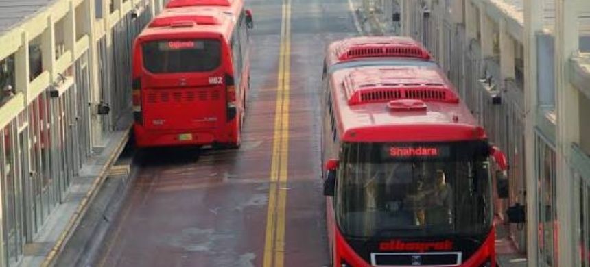 Lahore Metro Starts Women-only Buses for Safer Travel