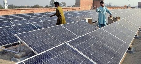 Pakistan Reaches 7,000MW Solar Milestone, Net Metering Reviewed