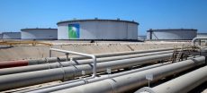 Saudi Aramco Cuts Arab Light Crude Price for Asian Buyers