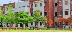 UE Lahore Announces Fully Funded IT Courses for Students