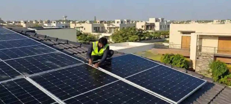 585W Solar Panels May Flood Pakistan Market at Low Prices