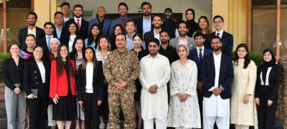 Asim Munir Meets Harvard Business School Student