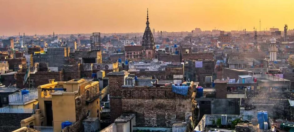 Maryam Nawaz Orders Survey of Unsafe Buildings Across Punjab