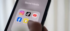 New Zealand Plans Social Media Ban for Under-16s