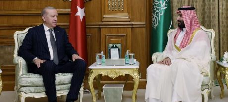 #TheNeutral: Pakistan, Saudi Arabia and Türkiye sign the historic Makkah Joint Defence Agreement, strengthening collective defence, military cooperation and regional security.