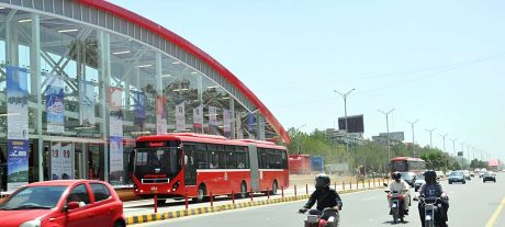 Punjab Masstransit Authority introduces dedicated partitioning for women and children on Rawalpindi-Islamabad Metrobus to improve comfort, privacy and safety.