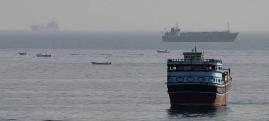 Strait of Hormuz May Reopen as US Signals Iran-Oman Deal