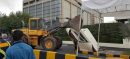 CDA Launches Drive Against Illegal Constructions on Expressway (2)