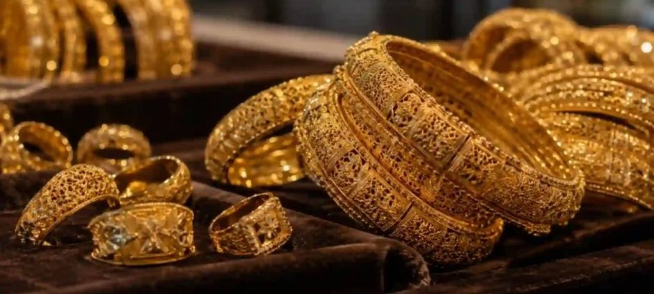 Gold Price Drops Again in Pakistan as 24K Rate Falls