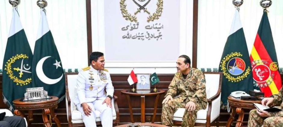 Indonesia Navy Chief Meets Asim Munir at GHQ